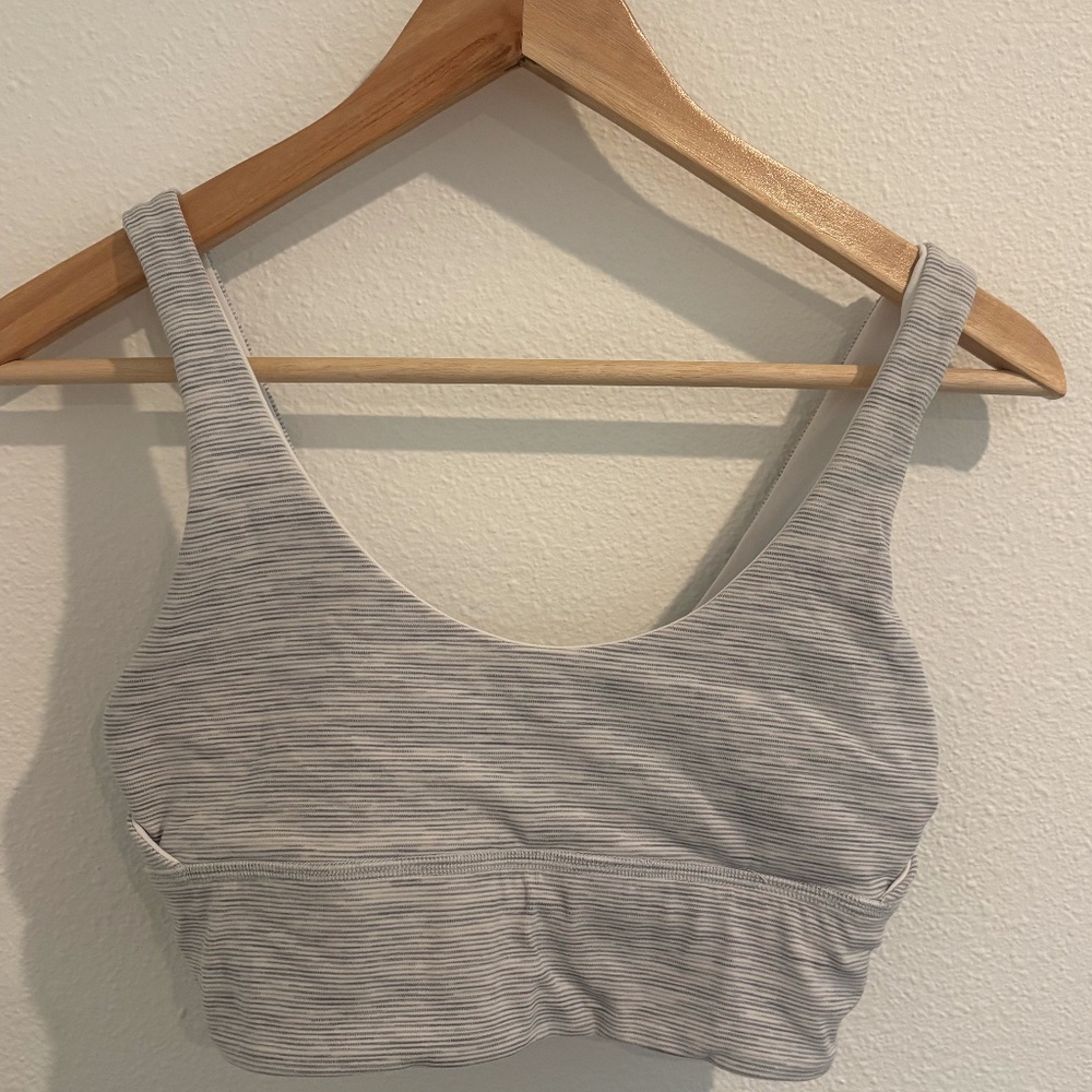 Lululemon reversible white and heather bra size 6